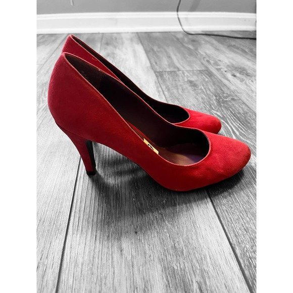 Liz Claiborne Suede Red Heels Size 7 M - Picture 5 of 8